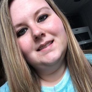 Meet your Posher, Gina